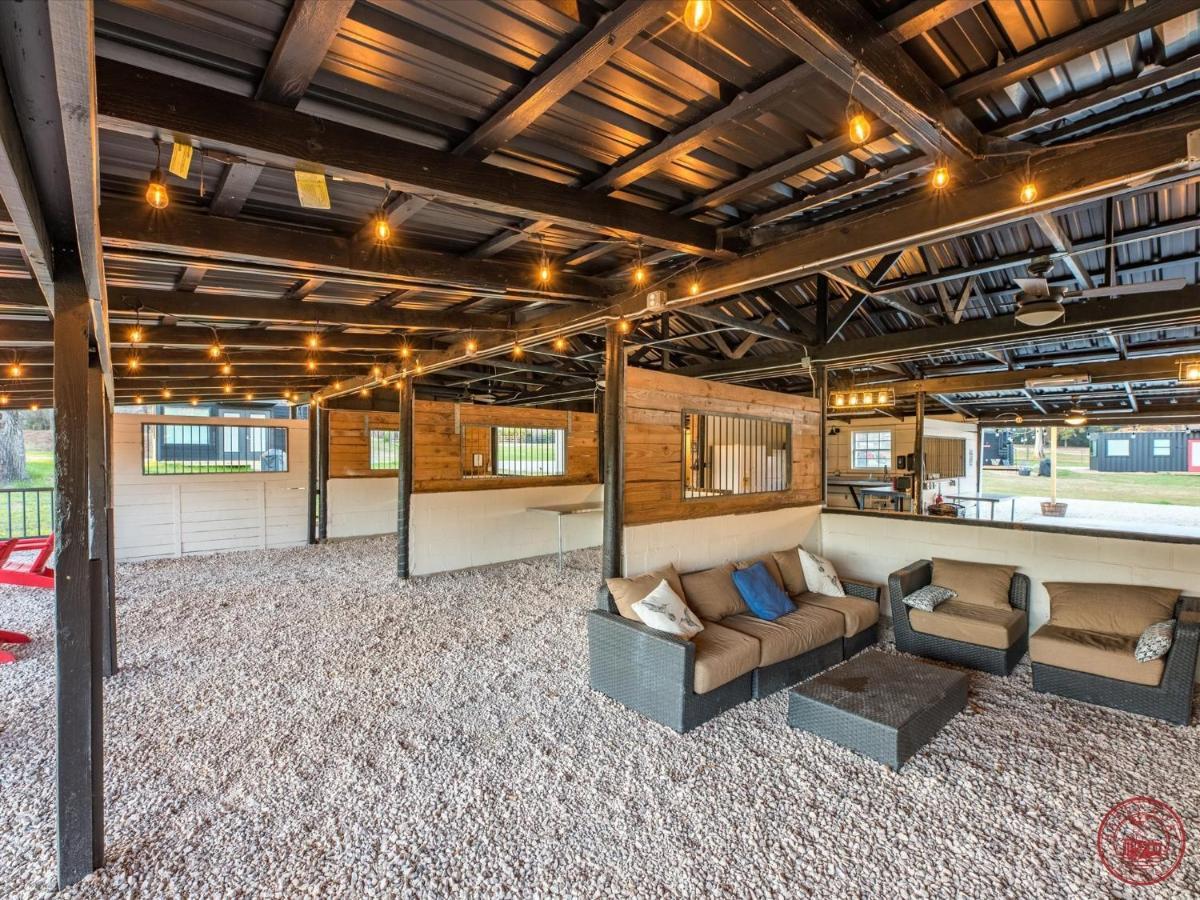 Happy Goat Retreat Hotel Willis Екстериор снимка